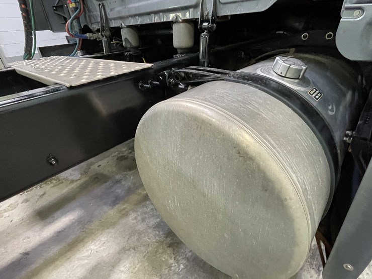 #6225-•-2021-freightliner-cascadia-semi-truck-(title-in-delay)-image-30