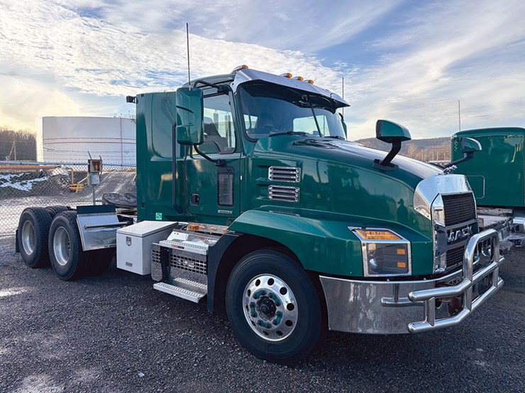 2023-mack-anthem-image-1