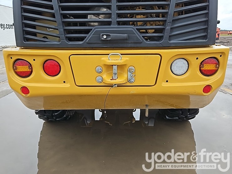 2023-caterpillar-908-image-20