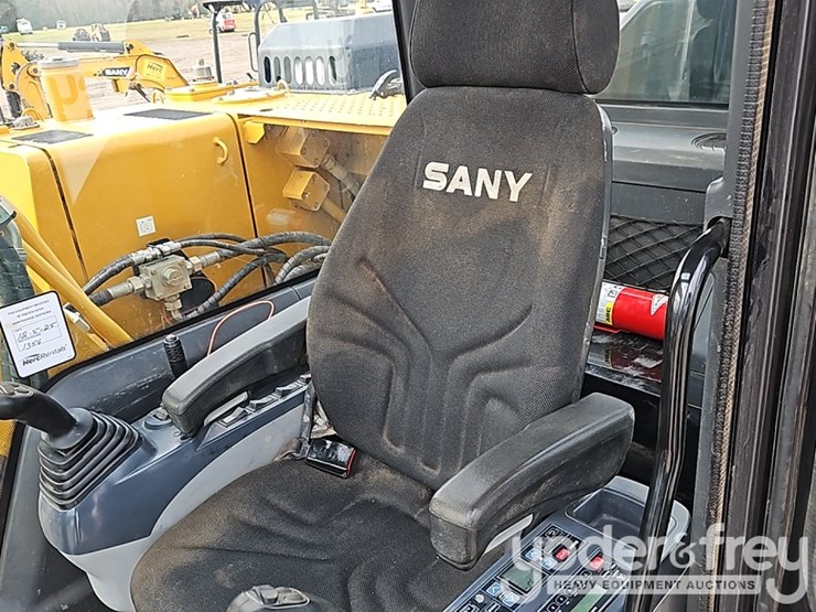 2023-sany-sy135c-image-36
