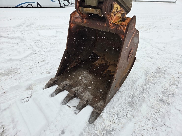 2010-volvo-ew180c-image-20