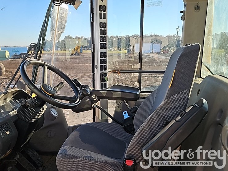 2019-volvo-l70h-image-28