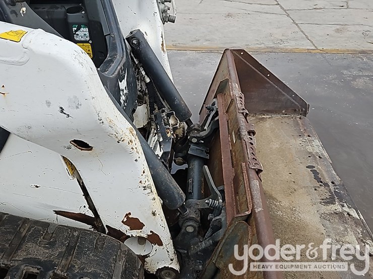 2021-bobcat-t76-image-13