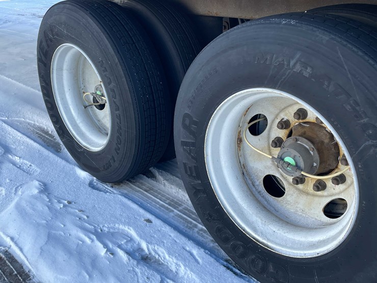 2022-stoughton-trailer-image-27