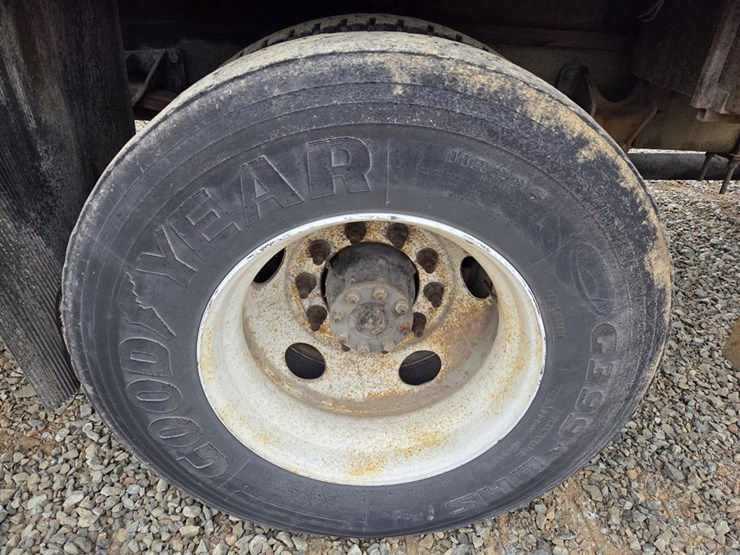 2013-international-durastar-4300-image-91