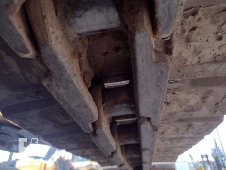 2021-deere-85g-image-44