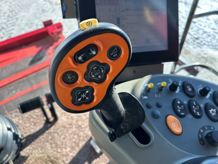 2007-case-ih-7010-image-41