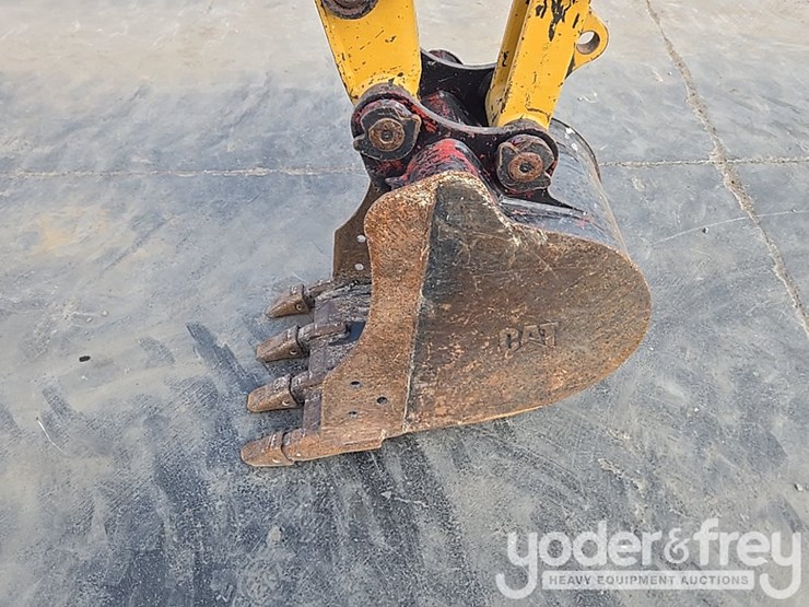 2021-caterpillar-303-image-24