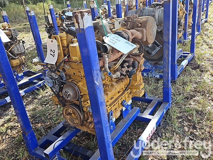 cat-c3.3b-4-cylinder-engine-image-3