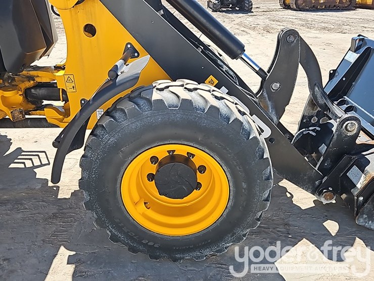 2023-jcb-407-image-10