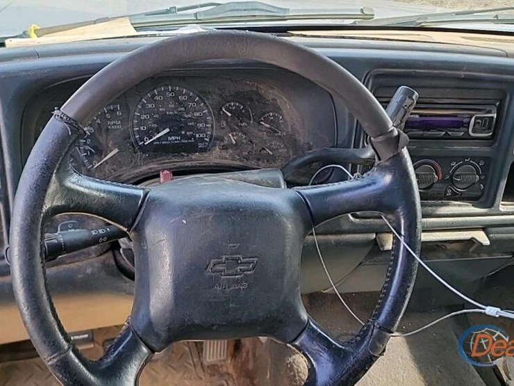 2001-chevrolet-2500hd-image-13