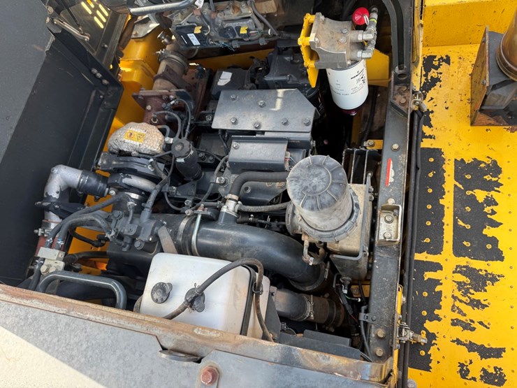 komatsu-pc490-lc-11-image-129