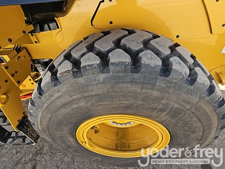 2026-caterpillar-930-image-27