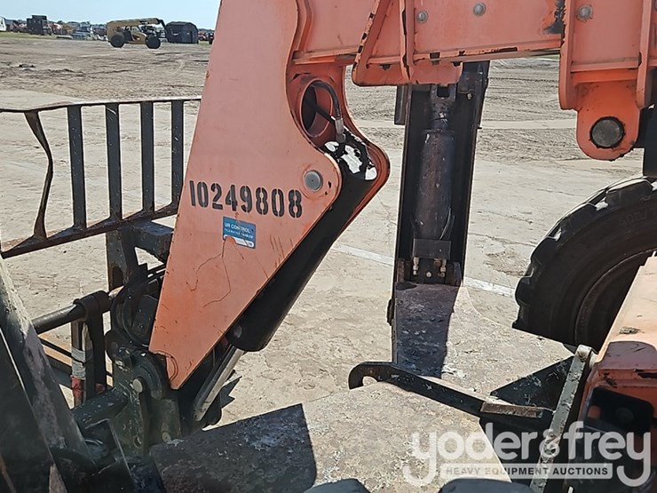 2014-sky-trak-10054-image-15