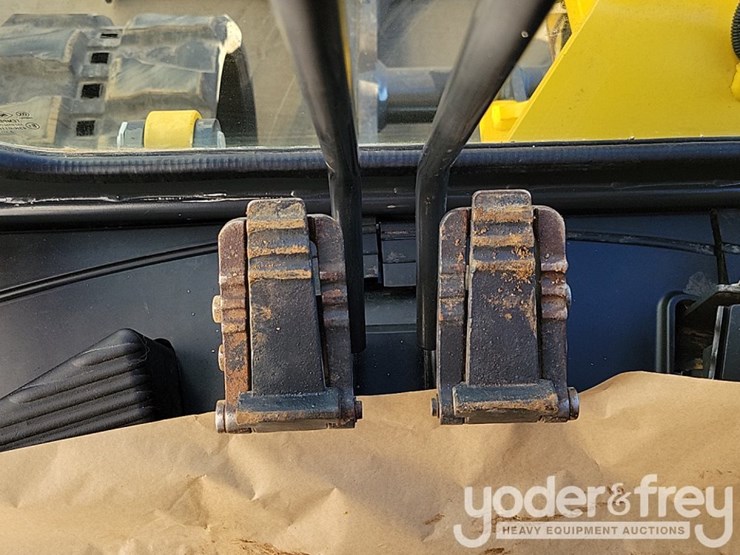 2024-komatsu-pc55mr-image-48