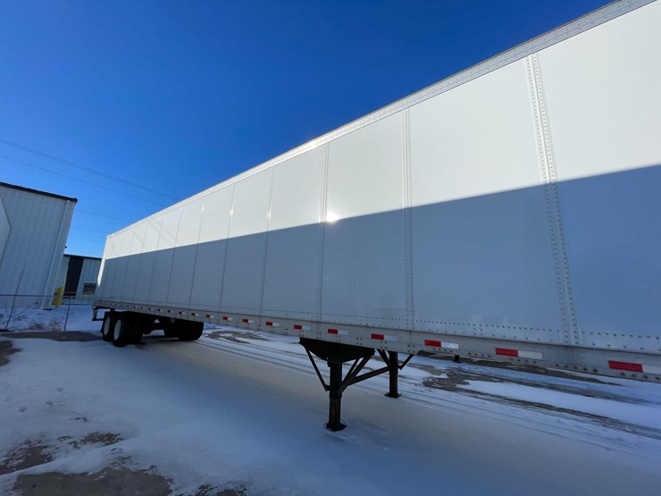 2023-stoughton-trailer-image-4