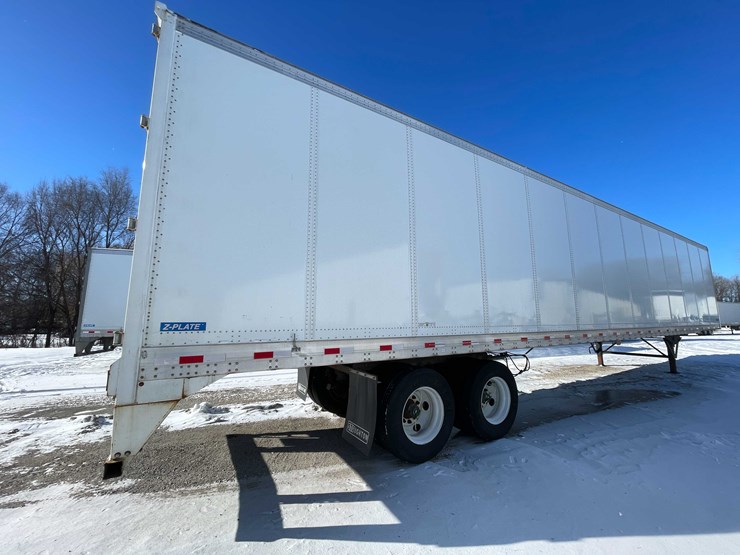 2023-stoughton-trailer-image-4