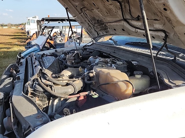 ford-f550-xl-image-21