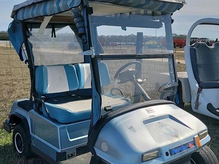 columbia-parcar-electric-cart:-36-volt,-charger-image-2