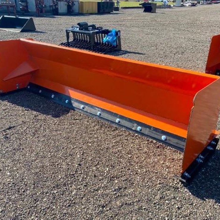 #1382 • Unused KC 120"in Snow Pusher with Steel Blades
