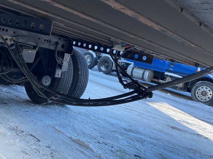 2023-stoughton-trailer-image-19