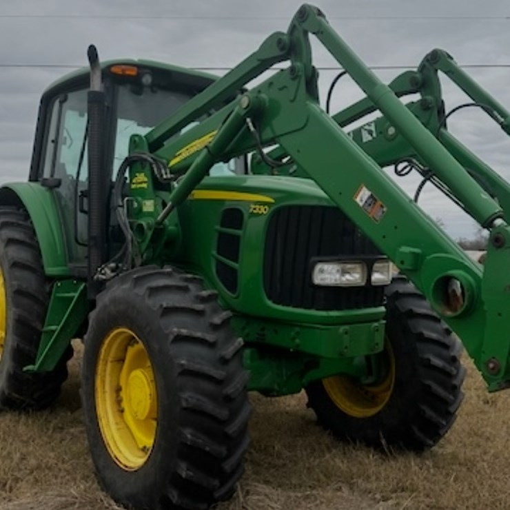 JOHN DEERE 7330