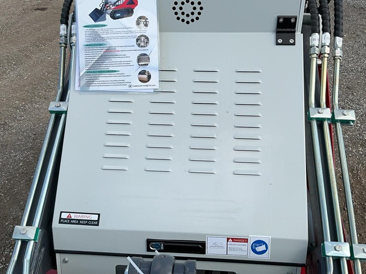 #1007-•-unused-2025-bttl-st28h-6-mini-skid-loader-image-12