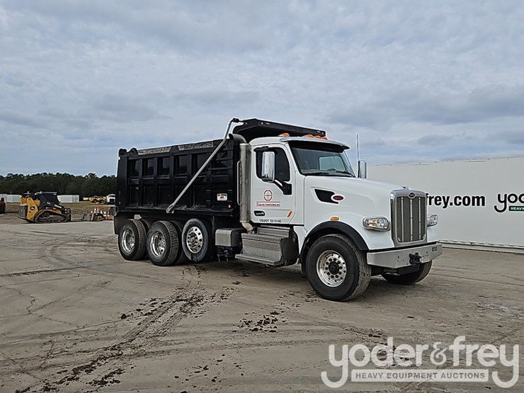 2021-peterbilt-567-image-7