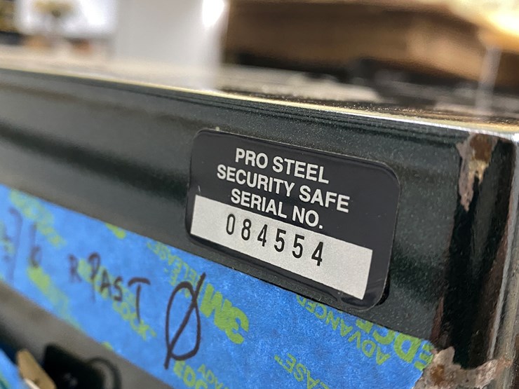#49-•-#5000-•-browning-medallion-gun-safe-image-10