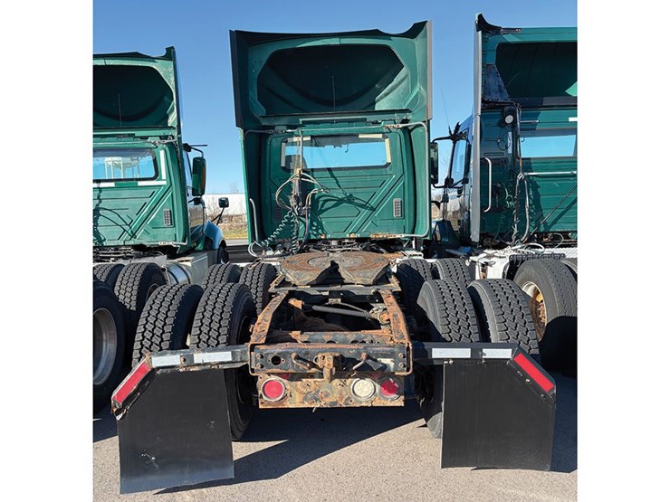 2015-international-prostar-image-4