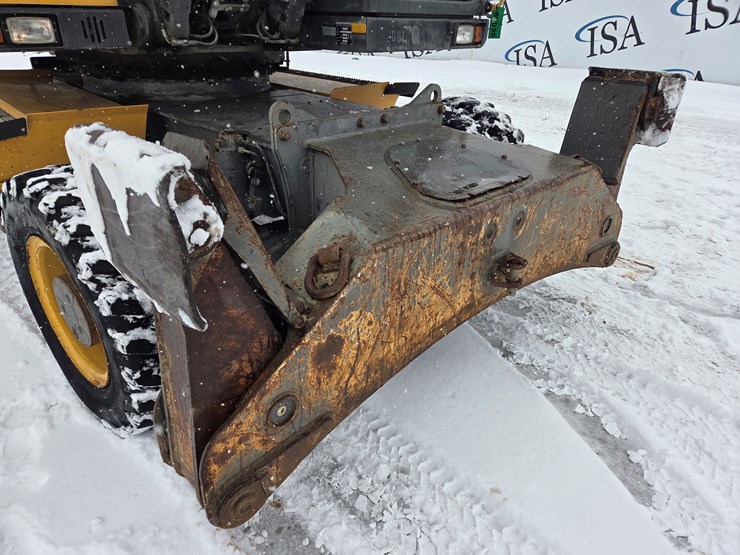 2010-volvo-ew180c-image-10