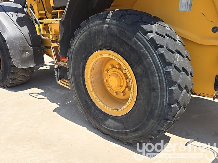 2014-volvo-l60g-image-17