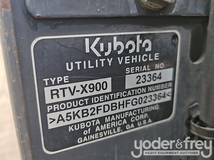 2015-kubota-rtv-x900-image-24