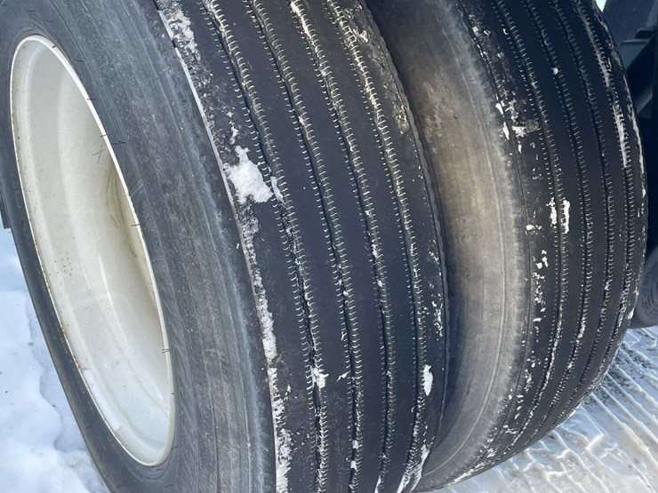 2023-stoughton-trailer-image-24