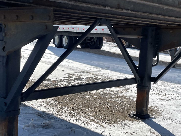 2023-stoughton-trailer-image-15