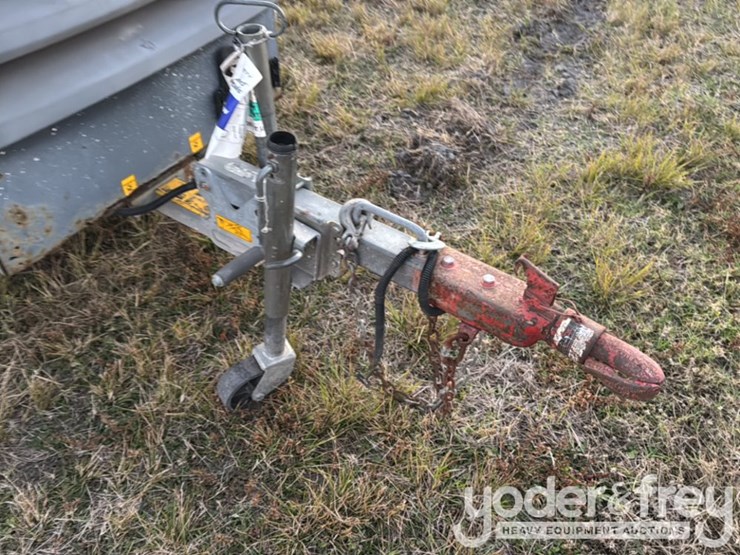 2018-atlas-copco-110-cfm-image-5