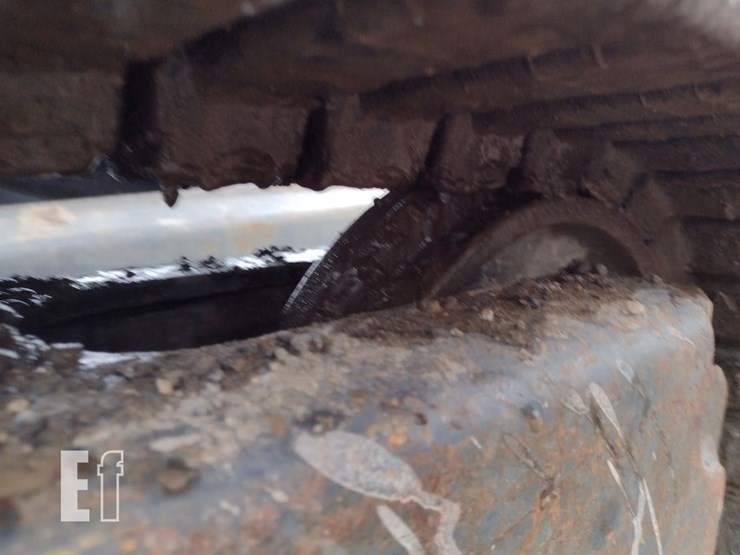 2014-bobcat-e35-image-41