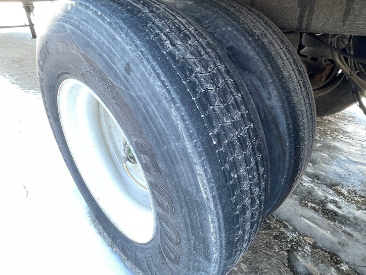 2023-stoughton-trailer-image-31