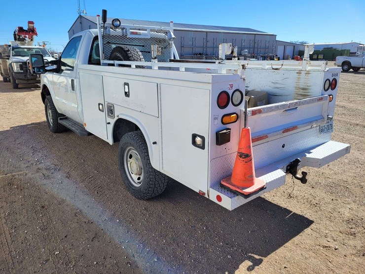 2016-ford-f350-sd-image-6