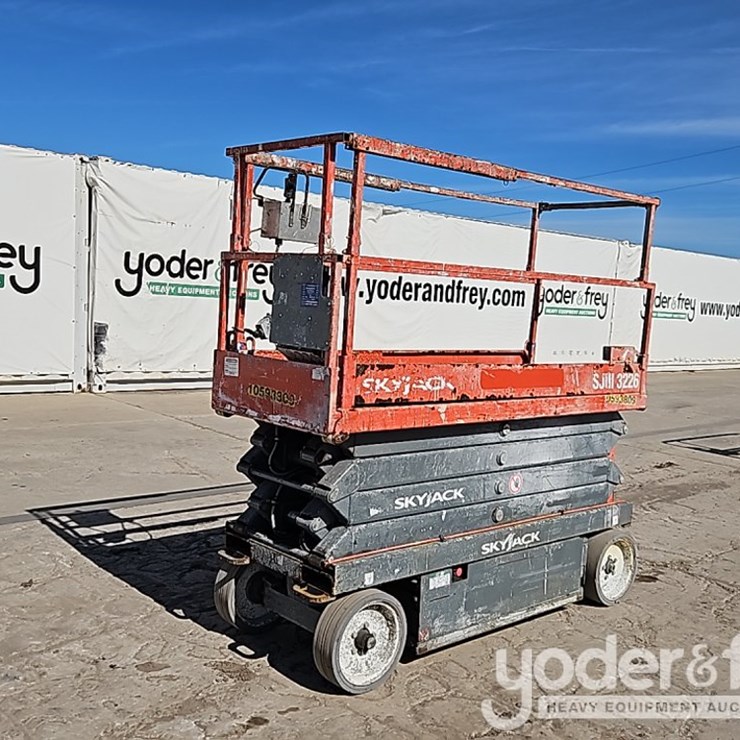 2017 SKYJACK SJIII3226