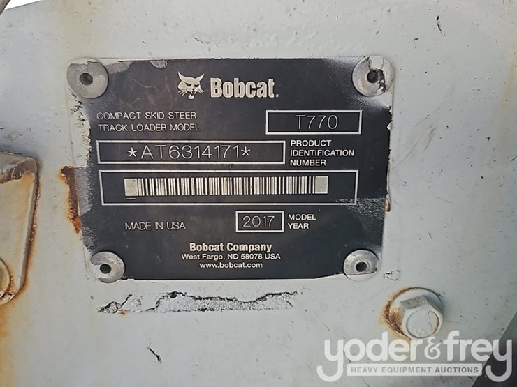 2017-bobcat-t770-image-31