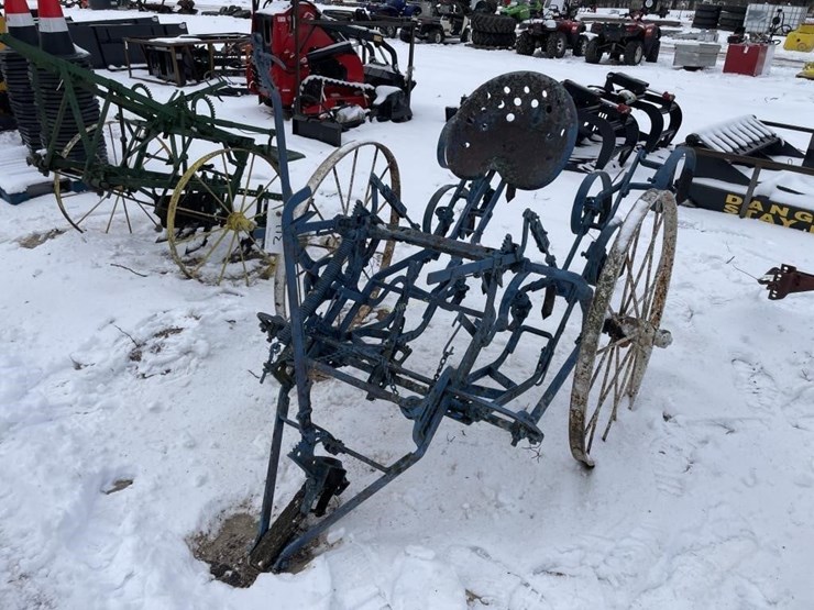 horse-drawn-cultivator-image-1