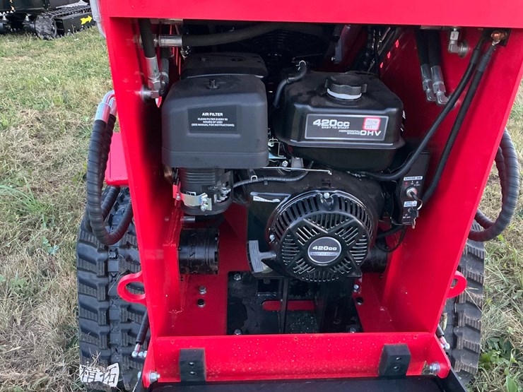 #1018-•-unused-future-ft360t-skid-steer-loader*-image-14