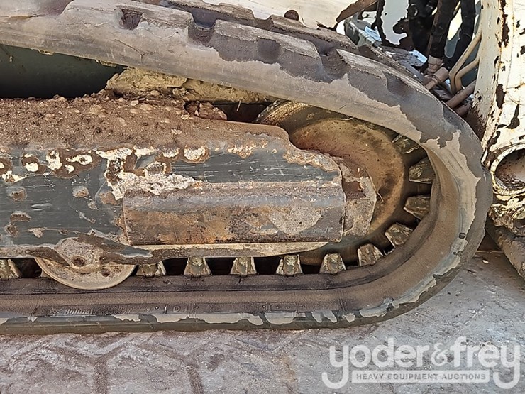 2023-bobcat-t450-image-10