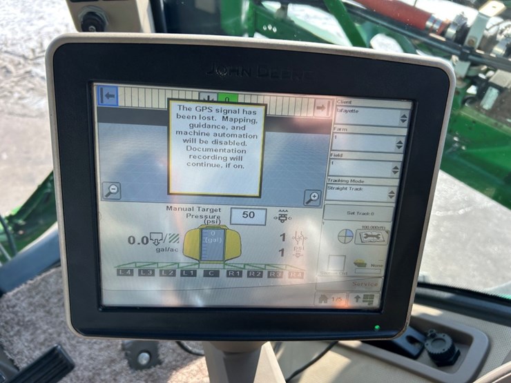 2015-john-deere-r4030-image-55
