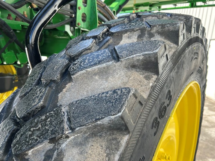 2015-john-deere-r4030-image-81