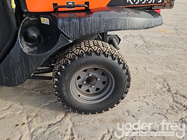 2023-kubota-rtv520-image-13