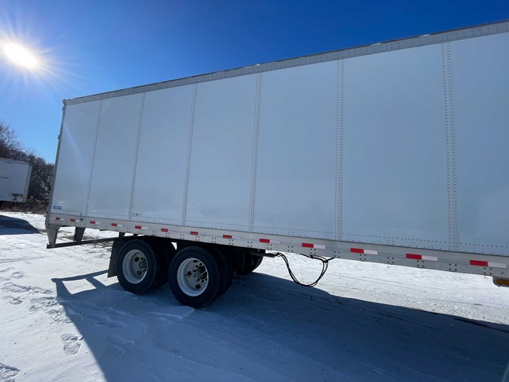 2023-stoughton-trailer-image-6