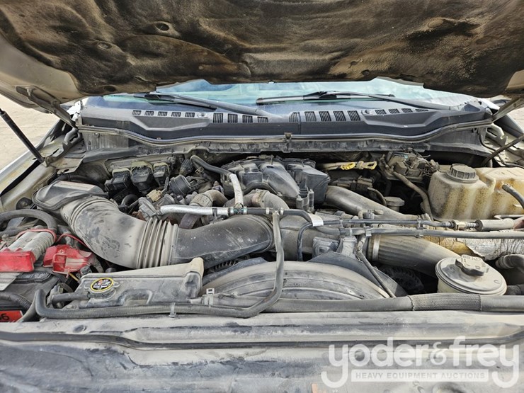 2017-ford-f550-image-17