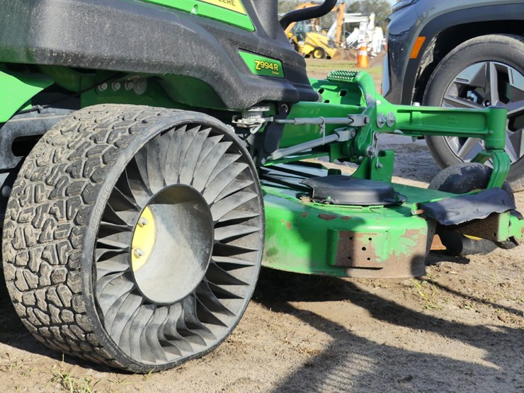 2023-john-deere-z994r-image-5